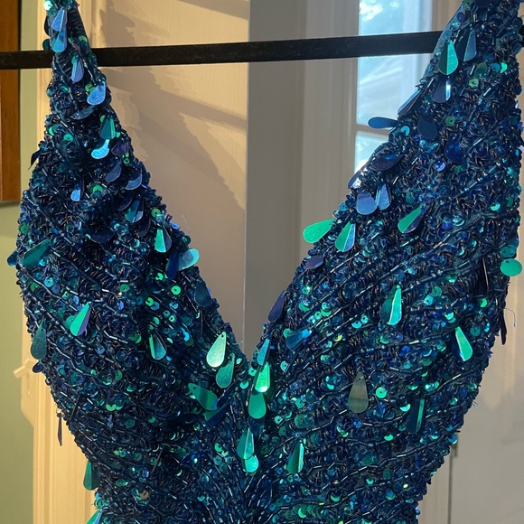 Sherri Hill Style 56697 Peacock Blue Mini Formal - Picture 5 of 10